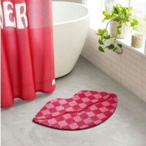 Forever 21 NWT Maddy Bath Rug - Lips